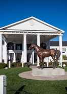 Exterior The Campbell House Lexington  Curio Collection by Hilton