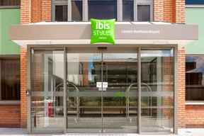 ibis Styles London Heathrow Airport