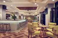 Bar, Cafe and Lounge Mercure Manado Tateli Resort and Convention