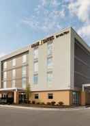 Exterior Home2 Suites by Hilton Milwaukee Brookfield