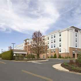 Exterior1Hampton Inn and Suites Yonkers - Westchester,扬克斯公共图书馆飯店