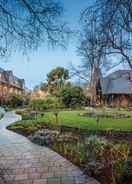 Exterior Chateau on the Park - Christchurch, a DoubleTree by Hilton