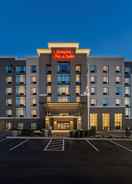 Exterior Hampton Inn and Suites Newport/Cincinnati