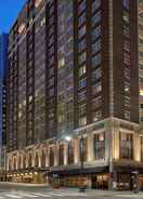 Exterior Hotel Phillips Kansas City Curio Collection by Hilton