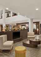 Reception Doubletree by Hilton McLean Tysons