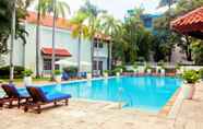 Hồ bơi 5 Hotel Majapahit Surabaya - MGallery
