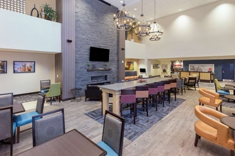 อื่นๆ 4 Hampton Inn and Suites Morgantown / University Town Centre