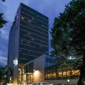 Exterior 1 Mövenpick Hotel Sarajevo, Hotel Lapangan Terbang Antarabangsa Sarajevo (SJJ)