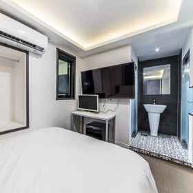 hoegi huzen 1, Hotel Dobong-dong