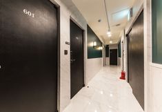 Others 5 University of Foreign Life Hotel Raha