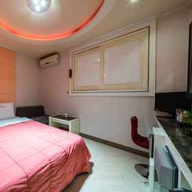 Uijeongbu Provence 1, Hotel Dobong Hiking Support Center