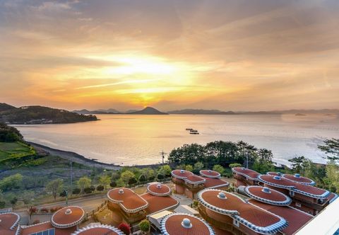 อื่นๆ Geoje Island Sunset Hanok & Ocean Resort