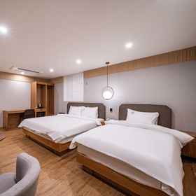 慶州H Avenue皇理團路分店 1, 酒店 天浦小学