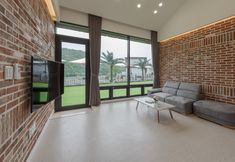 Others 2 Yeosu Viewga Resort (8 Minutes from Dolsan Bridge)