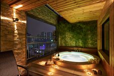 อื่นๆ Dongdaemun Boutique Nine (HB9)