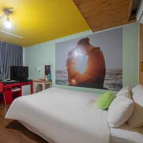 Uijeongbu Flower 1, Hotel Dobong Hiking Support Center