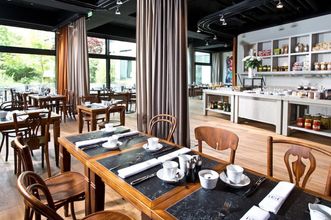 อื่นๆ 4 i31 Hotel