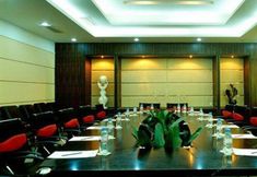 Others 6 Royal International Hotel