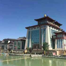 Jinjiang Inn Select (Dunhuang Miaojie) 1, Hotel Dunhuang Int'l. Hotel-Parking Lot