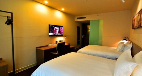 Others 2 Jinjiang Inn Select (Dunhuang Miaojie)