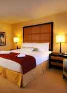 null Brandywine Plaza Hotel