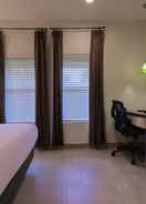 null Clarion Inn & Suites