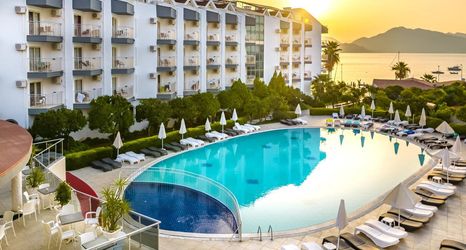 Others 2 Caprice Beach Hotel