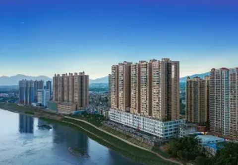 Others Echarm Hotel (Guigang Pingnanjiangbin Mingmen Branch)