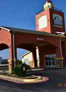 null Lone Star Inn and Suites Groesbeck