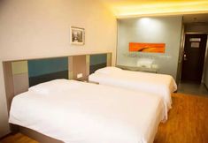 Others 7 Motel 168 (Dezhou Railway Station Pedestrian Street Square)
