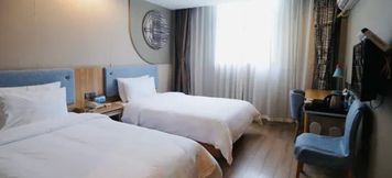 Others 5 Home Inn Neo (Maoming Renmin South Road Weiwei Pedestrian Street)