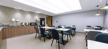 Others 2 Ease Hotel (Shenzhen Huaqiangbei Yannan Metro Station)