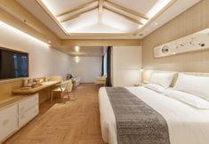 อื่นๆ 2 Hidden Hotel (Ximen train Station, Lianhua Road Metro Store)