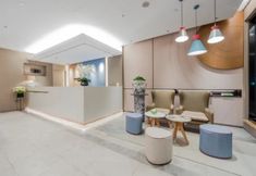 Others 7 Home Inn Neo (Zhuhai Gongbei Port Light Rail Terminal Store)
