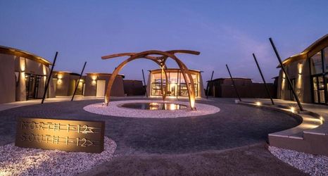 Others 2 The Desert Grace, Gondwana Collection Namibia (PTY