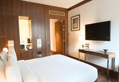 Lain-lain 2 Grand Hotel Champs Elysees