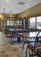 null Econo Lodge Inn and Suites Shepherd Of The Hills Expy (ex. Quality Inn)