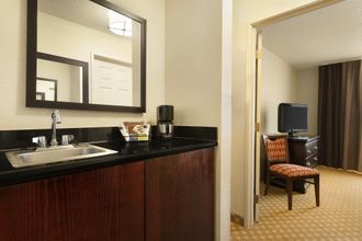 Others 4 Country Inn and Suites By Radisson Alexandria