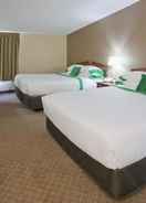 null GuestHouse International Inn and Suites Rochester