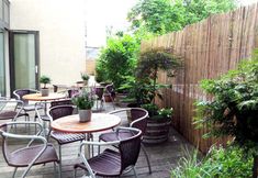 Others 4 Flower's Boardinghouse Mitte