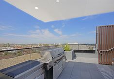 Others 7 2BR Apt Wifi Infinity Pool St Kilda