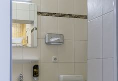 Others 6 LebensQuelle am Checkpoint Charlie