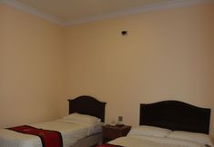 Others 5 Tomato Hotel