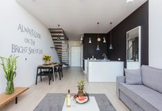 Others 2 Qbik Suites