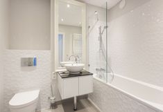 Others 7 Qbik Suites