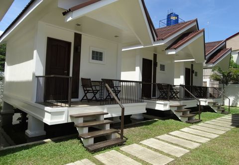 Others Cleon Villas Pension