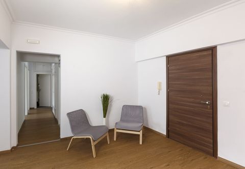 Others Chris Luxury Apartments