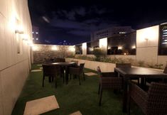 อื่นๆ 3 Brown Dot Hotel Beom il