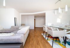 Others 2 WHome | Damasceno Contemporary Apartment 59