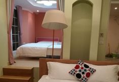 Others 5 Funny House